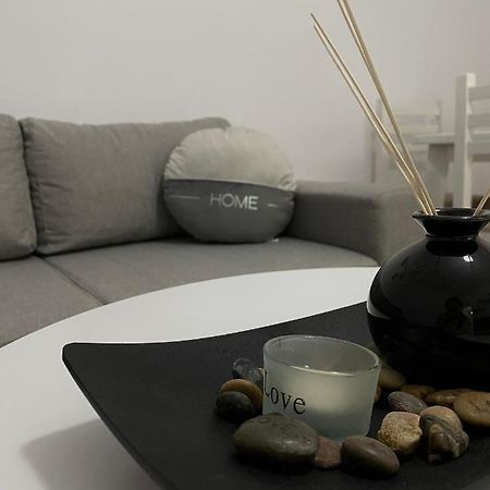 Es Apartment 地拉那 外观 照片